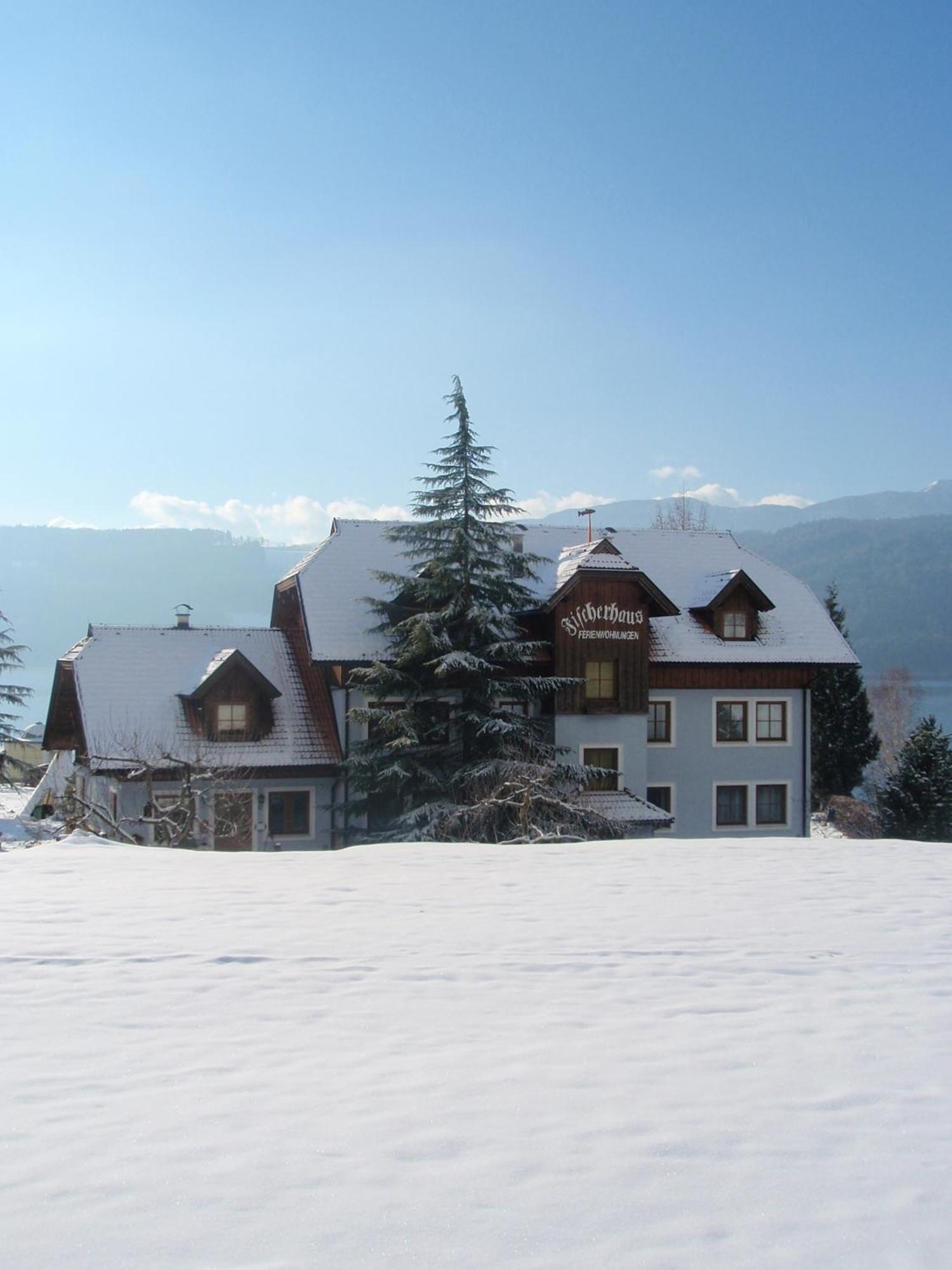 Ferienwohnungen Fischerhaus - Direkt Am See Millstatt Exterior photo