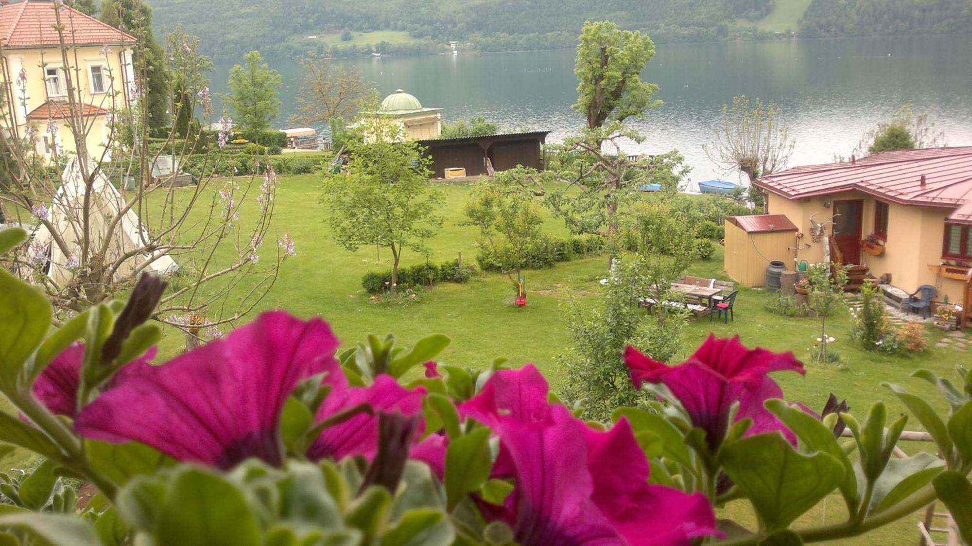 Ferienwohnungen Fischerhaus - Direkt Am See Millstatt Exterior photo